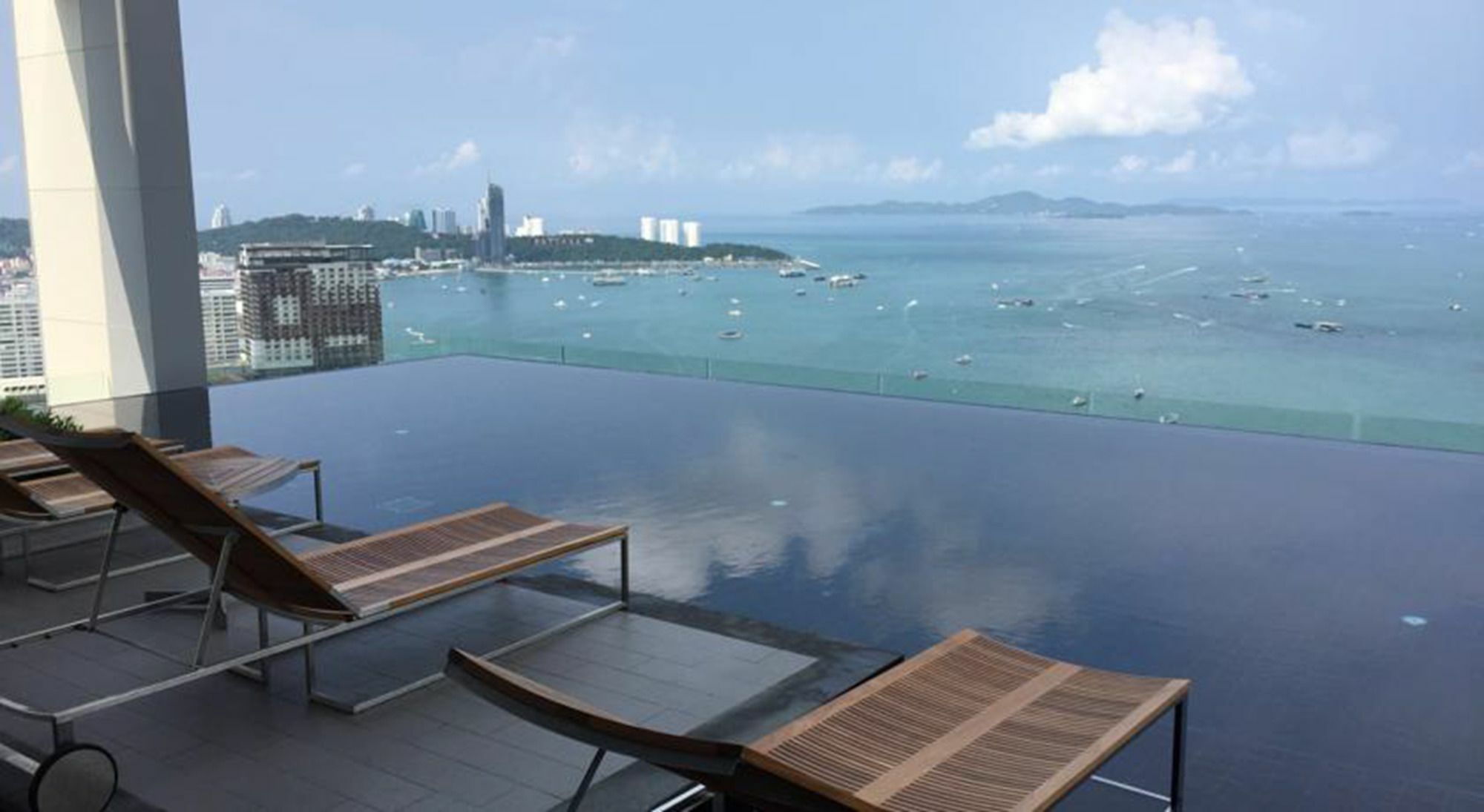 Centric Sea Pattaya By Uplus Extérieur photo